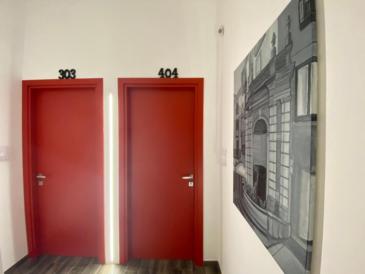 Holiday Guesthouse サレルノ エクステリア 写真