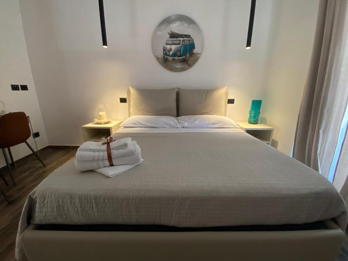 Holiday Guesthouse サレルノ 部屋 写真