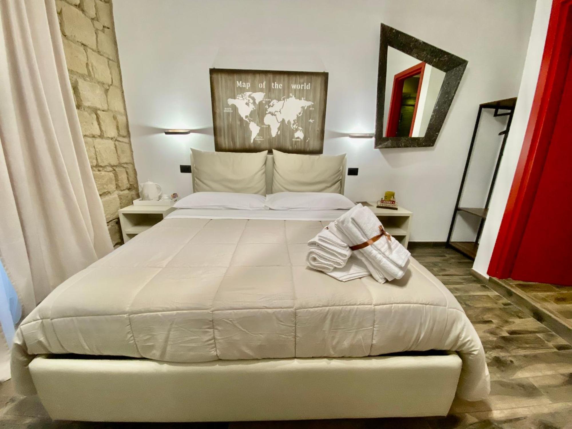 Holiday Guesthouse サレルノ 部屋 写真