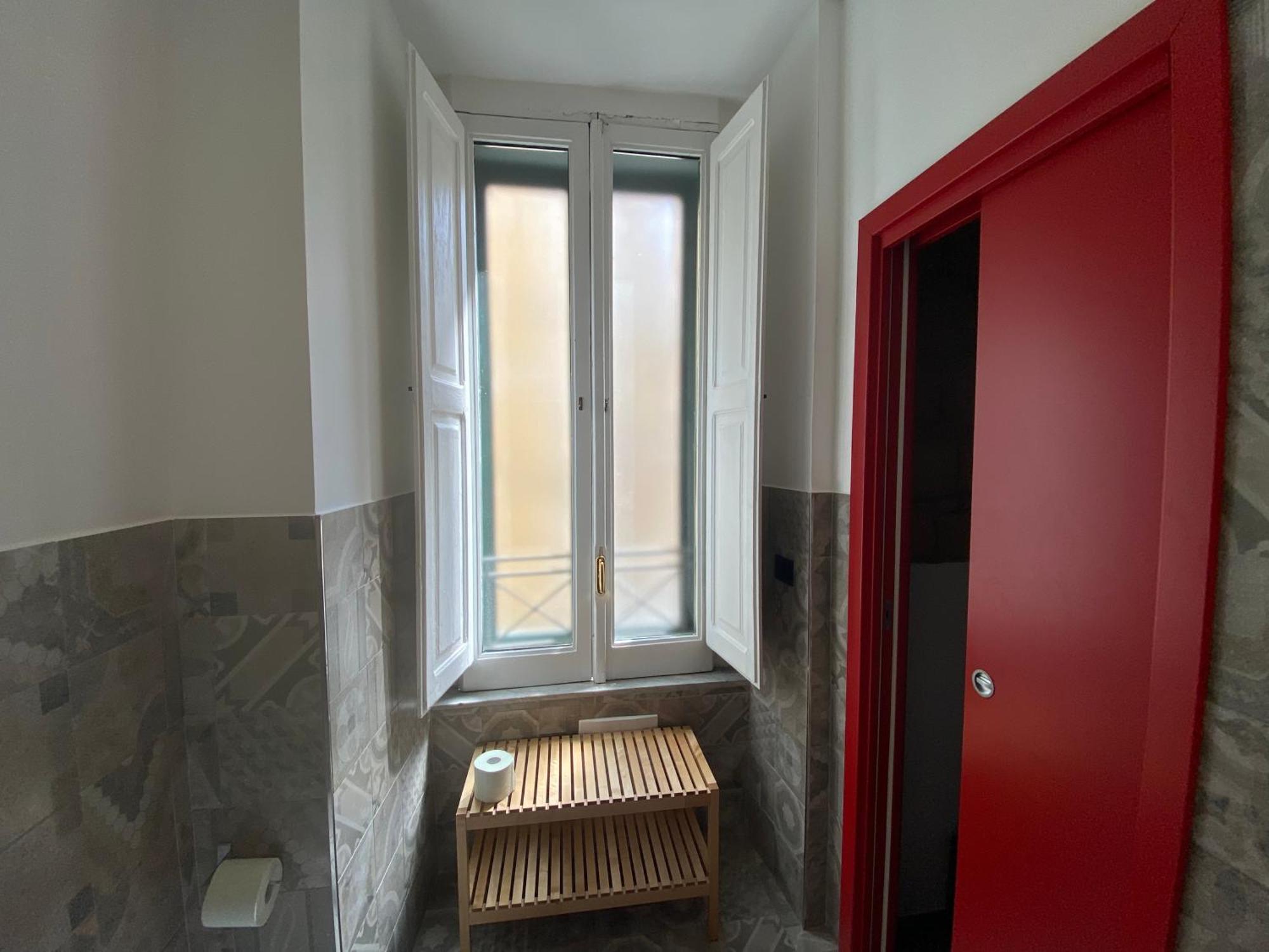 Holiday Guesthouse サレルノ 部屋 写真