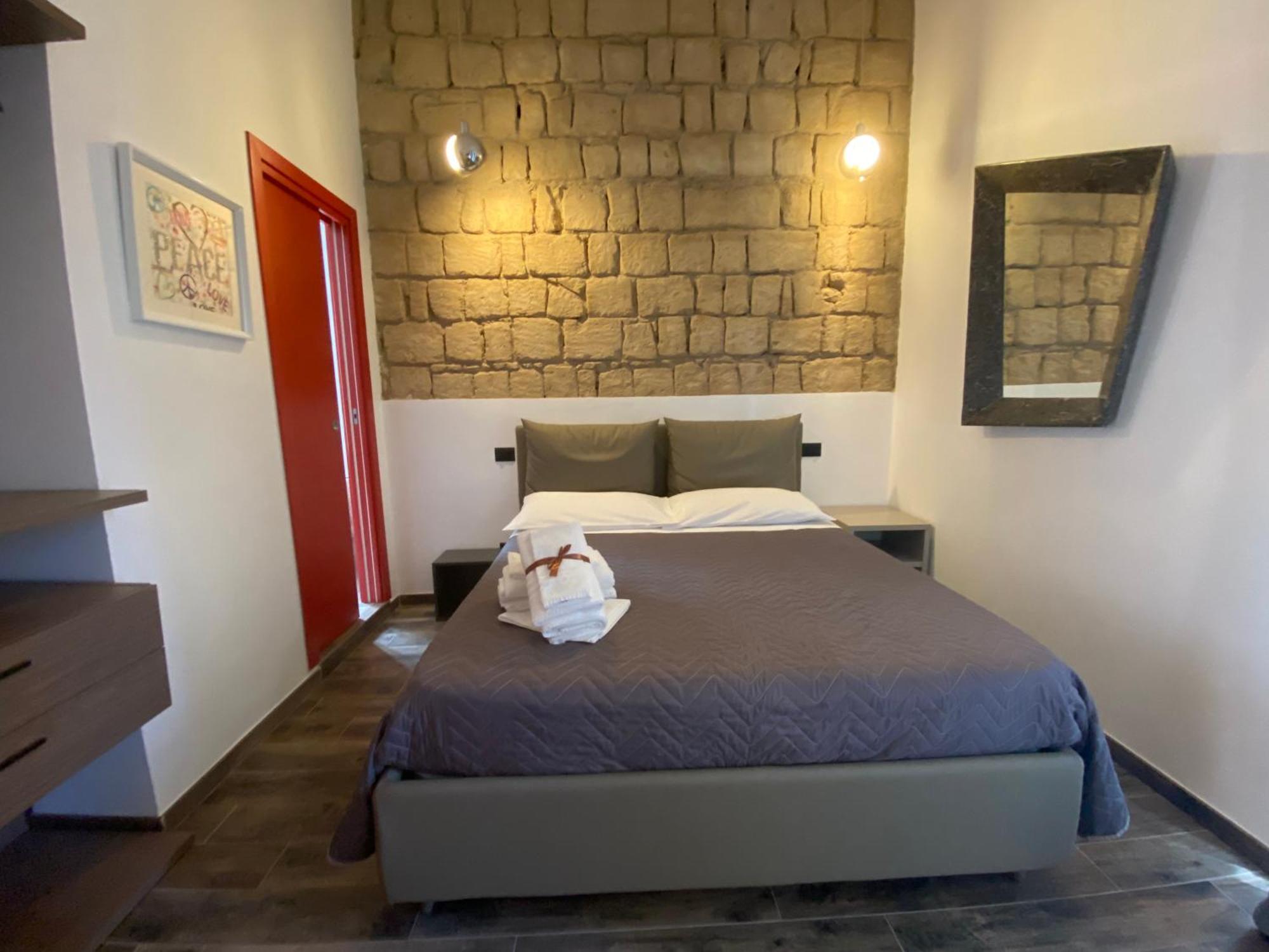 Holiday Guesthouse サレルノ 部屋 写真