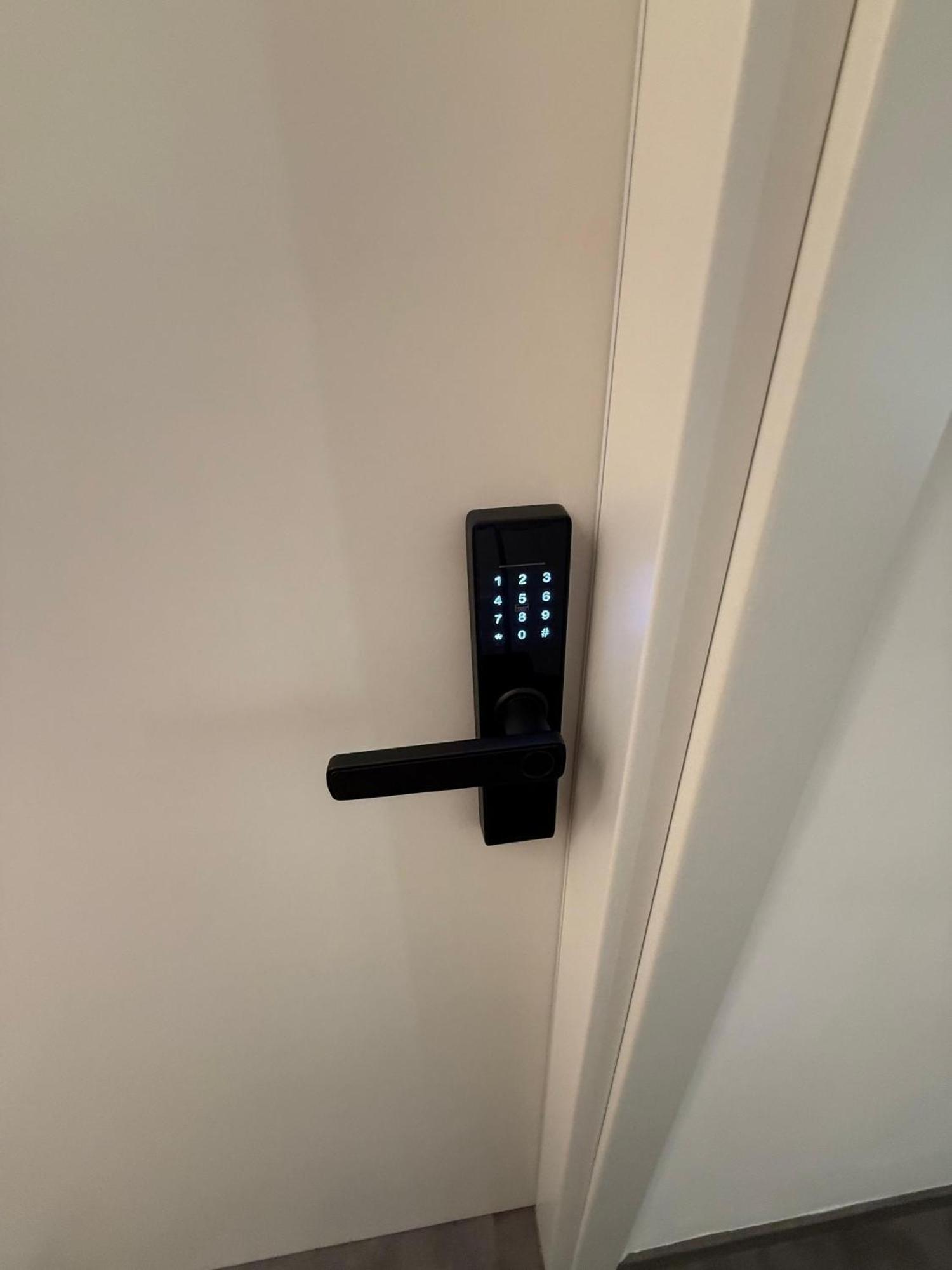 Holiday Guesthouse サレルノ エクステリア 写真
